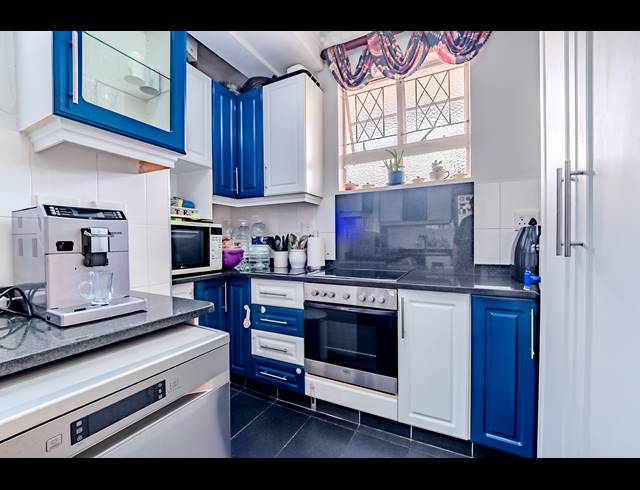 2 BEDROOM APARTMENT FOR SALE IN MUSGRAVE